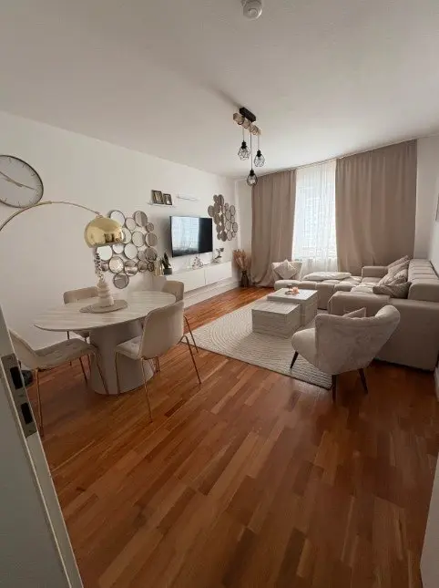 2 Zimmer Wohnung mit 55 m² in Hamburg – Bild 2