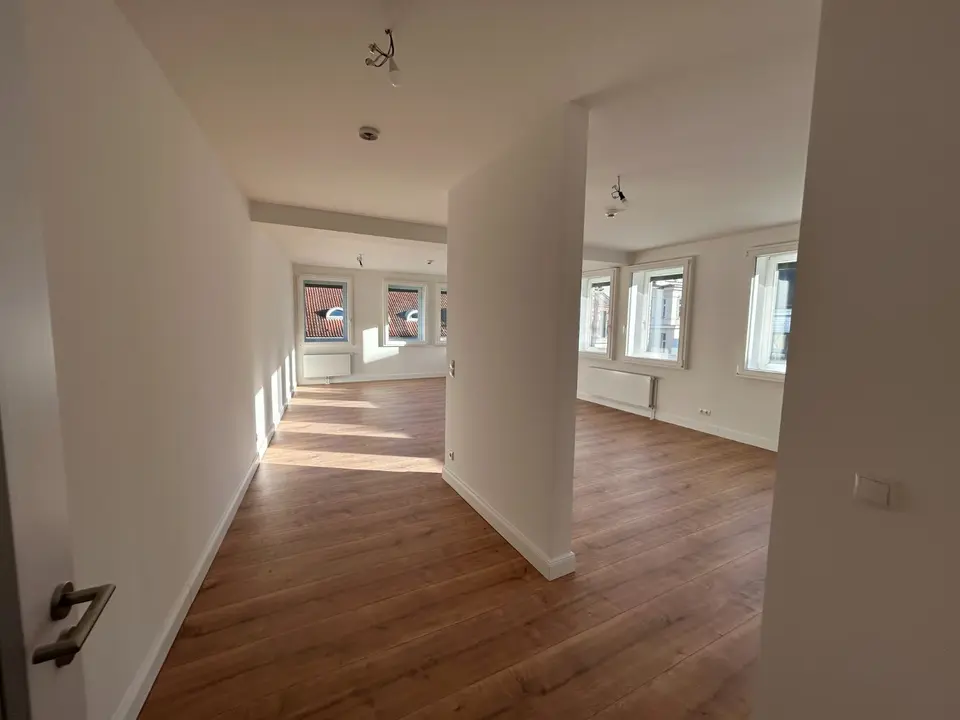 2 room apartment with 55 m² in Schwerin – Photo 1