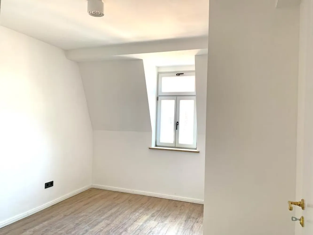 4 Zimmer Wohnung mit 86 m² in Nürnberg – Bild 9