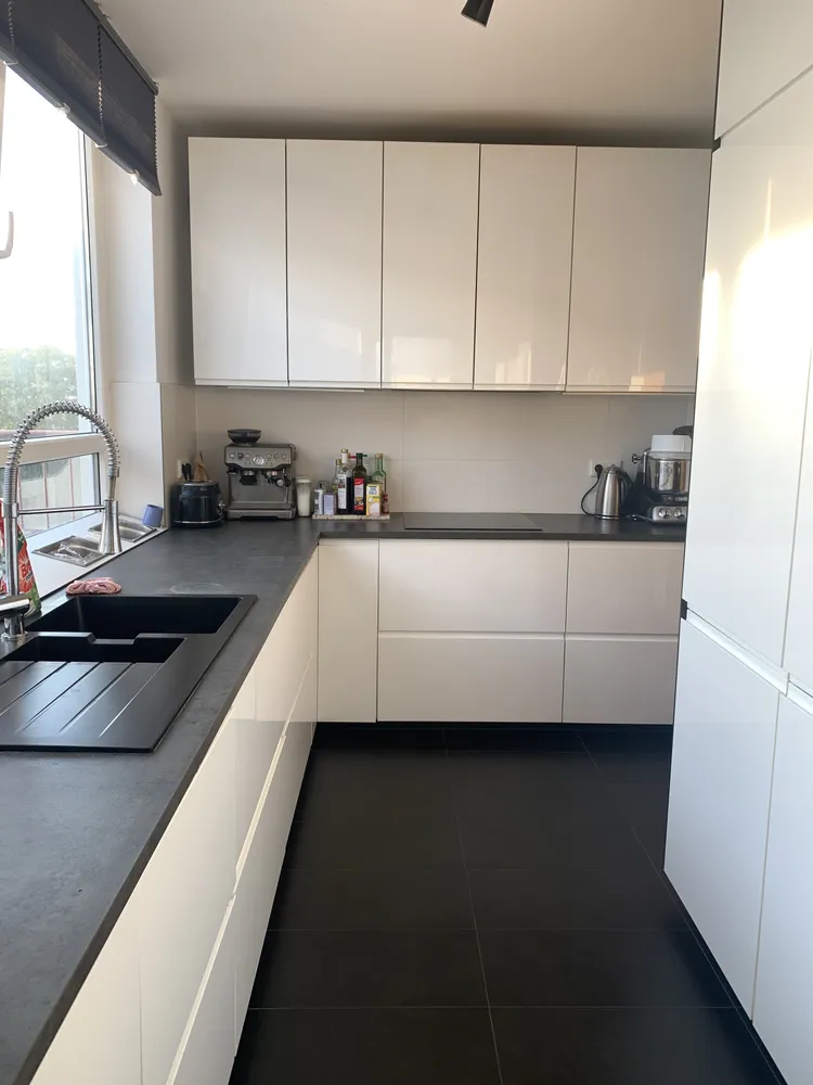 4 Zimmer Wohnung mit 154 m² in Berlin – Bild 1