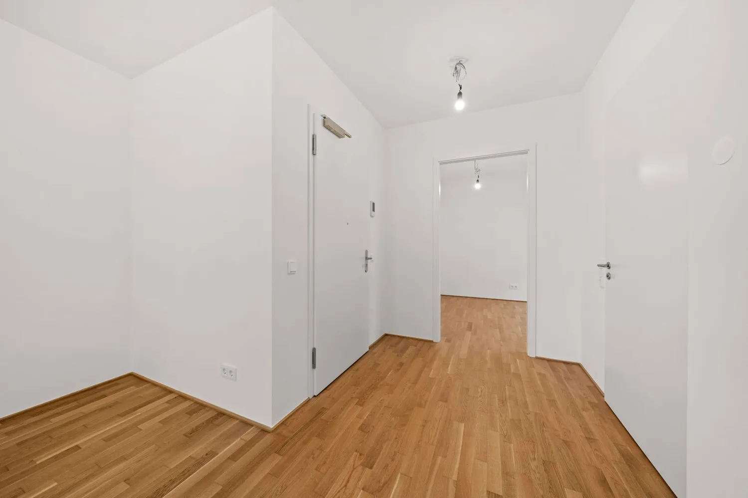 2 Zimmer Wohnung mit 70 m² in Wiesbaden – Bild 3
