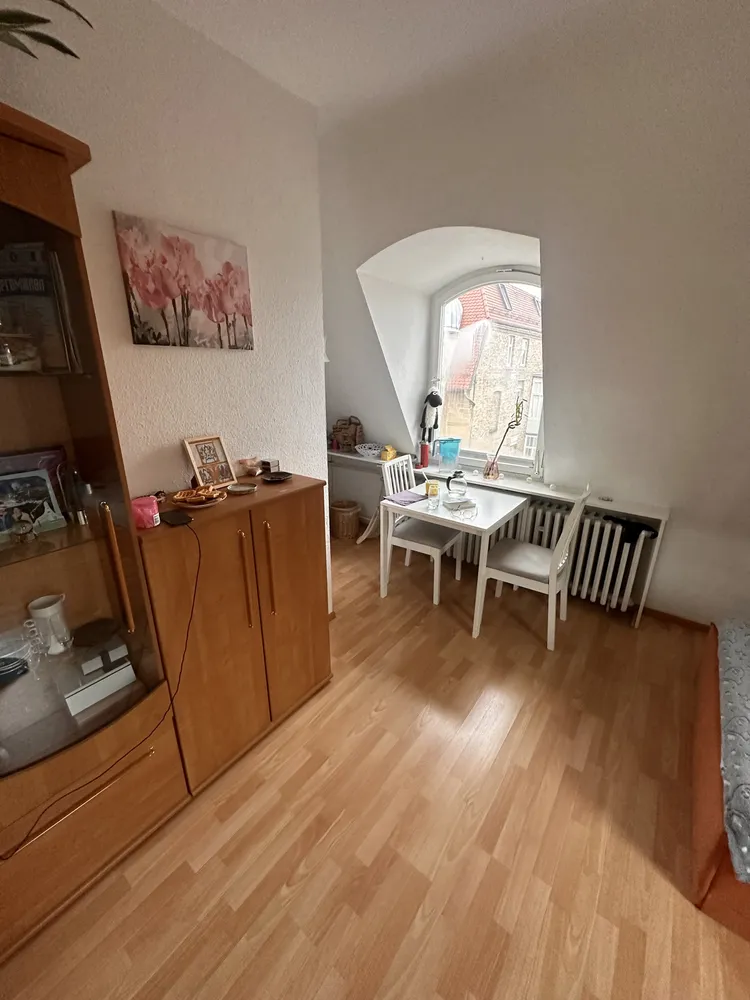 1 room apartment with 23 m² in Stuttgart – Photo 4