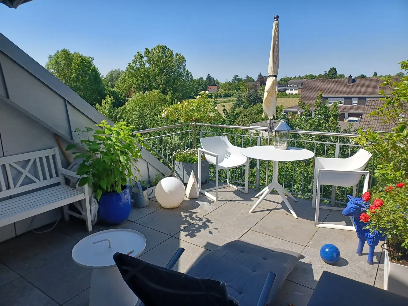 3 Zimmer Wohnung mit 128 m² in Düsseldorf – Bild 1
