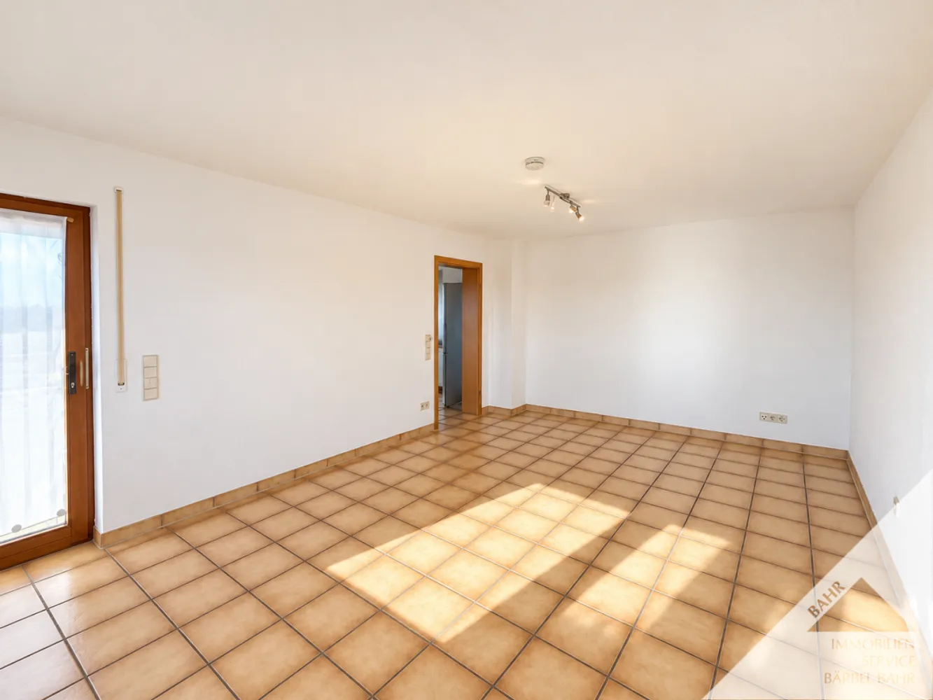 2 room apartment with 57 m² in Herrenberg – Photo 4