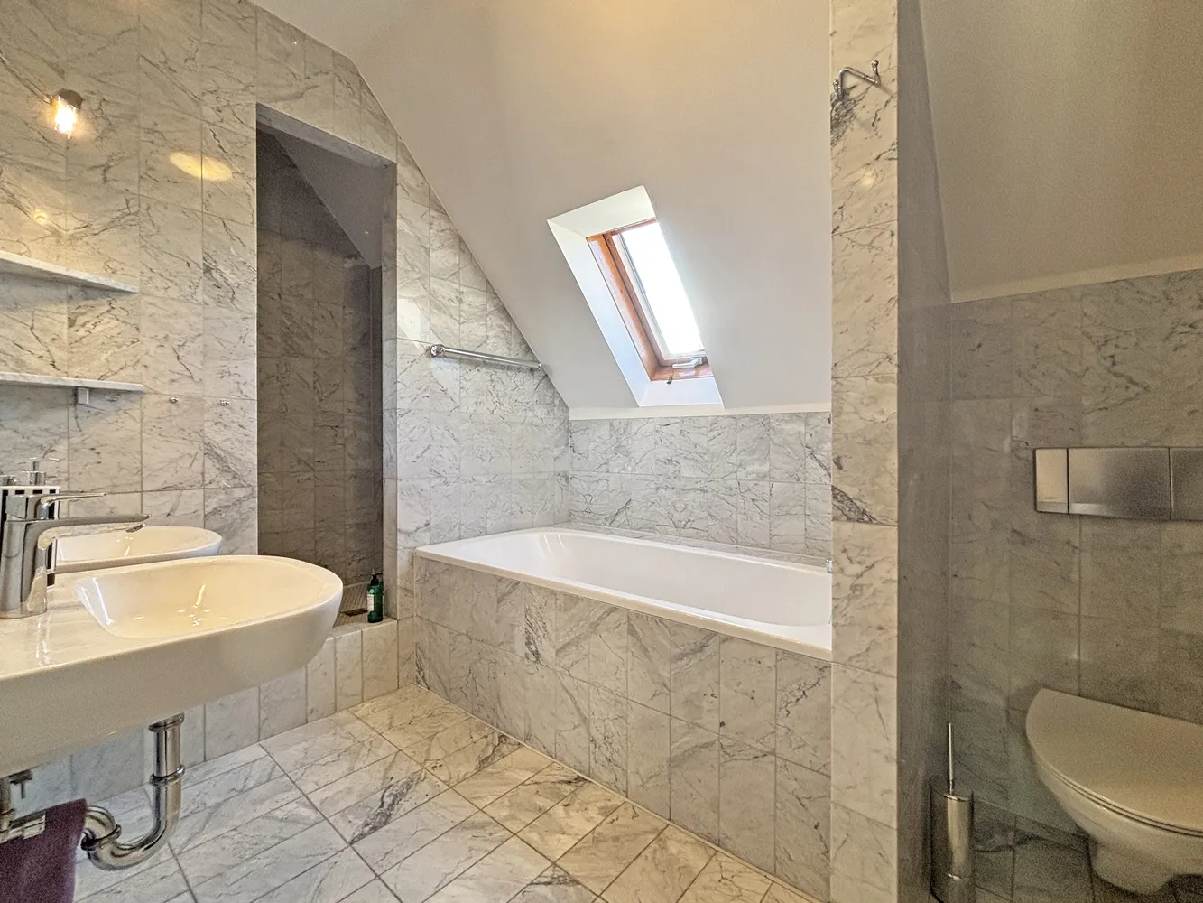 4 room apartment with 108 m² in Stuttgart – Photo 11