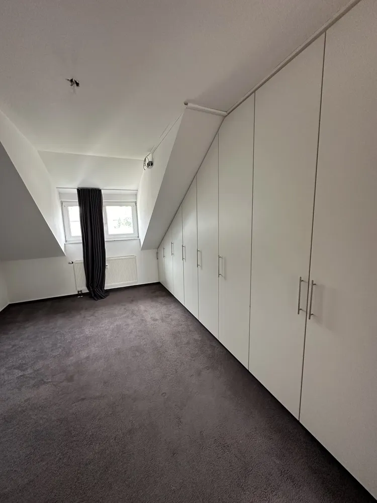 2 Zimmer Wohnung mit 76 m² in Mönchengladbach – Bild 3