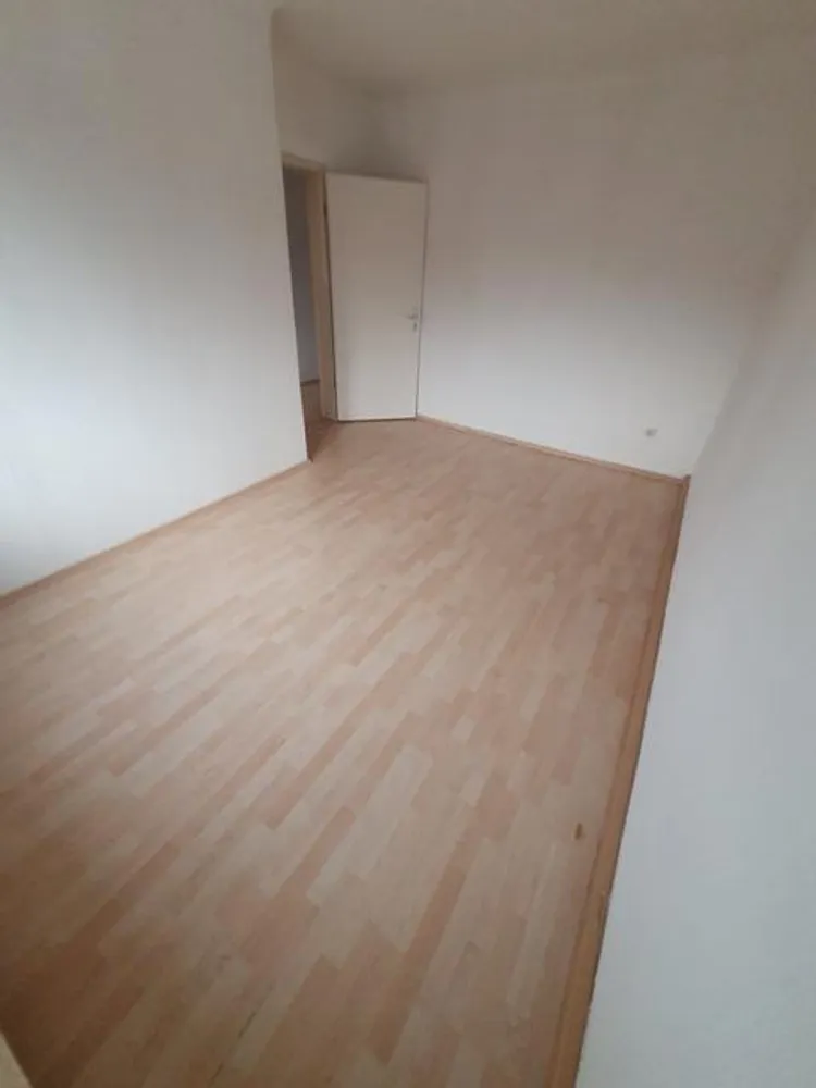 3 Zimmer Wohnung mit 56 m² in Stuttgart – Bild 3