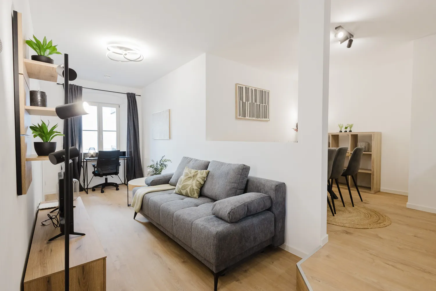 2 Zimmer Wohnung mit 65 m² in Regensburg – Bild 1