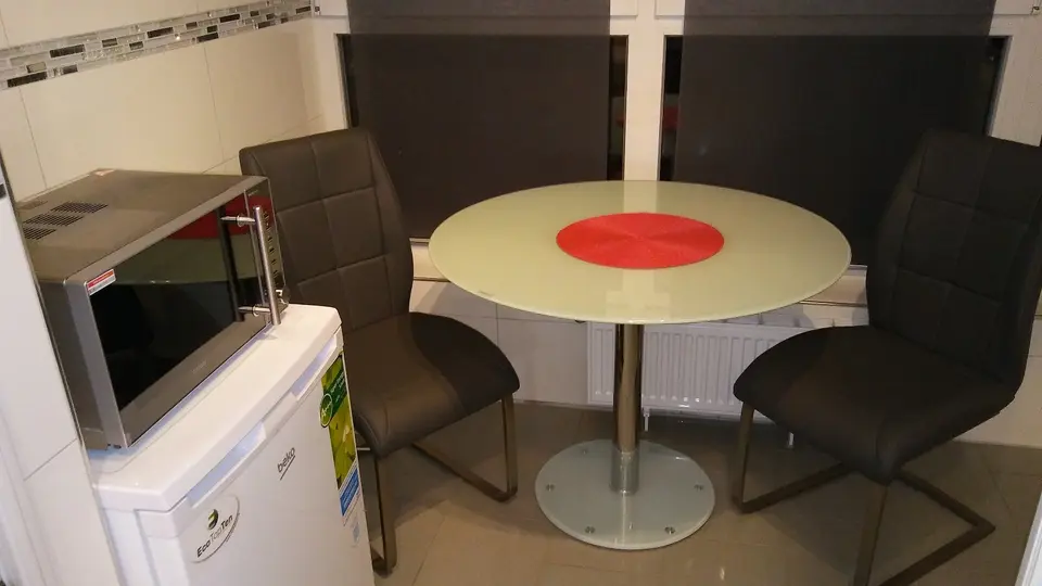 2 Zimmer Wohnung mit 35 m² in Köln – Bild 5