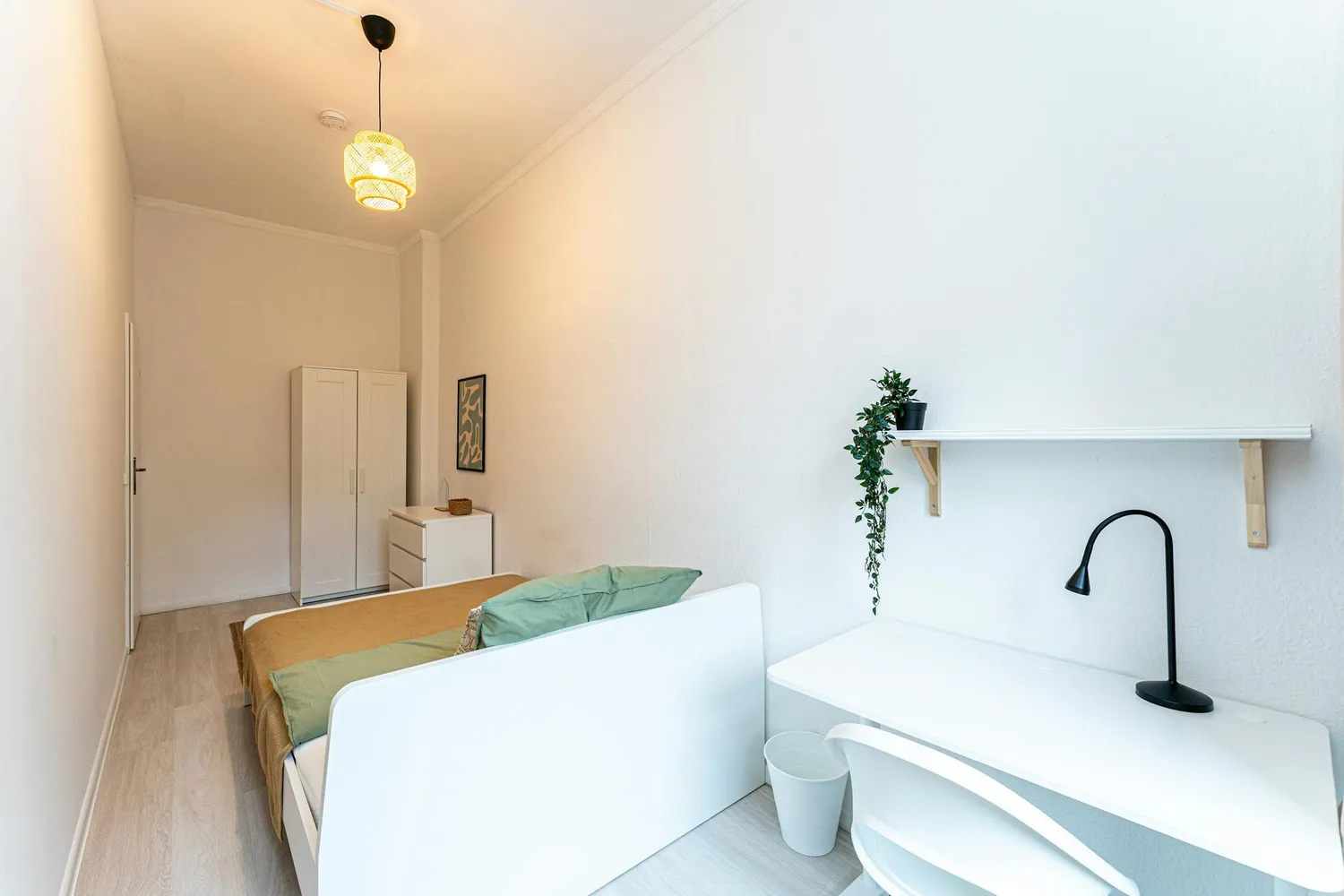 Shared room with 13 m² in Berlin – Photo 3