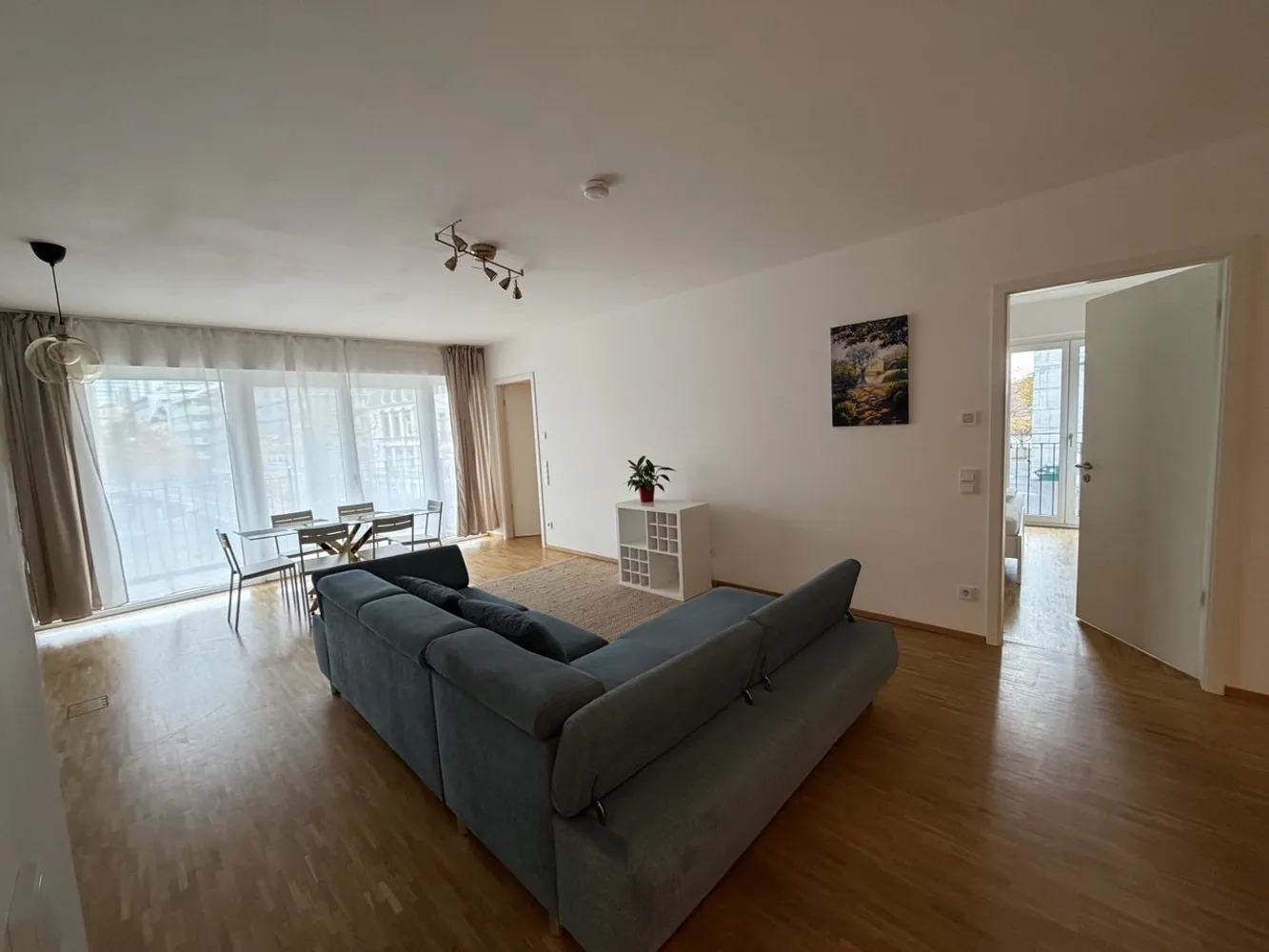 4 room apartment with 110 m² in Frankfurt am Main – Photo 2
