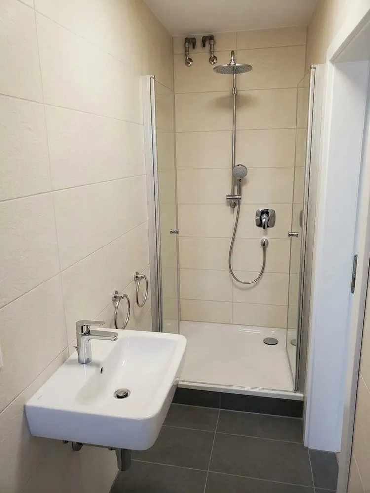 7 Zimmer Haus mit 130 m² in München – Bild 3