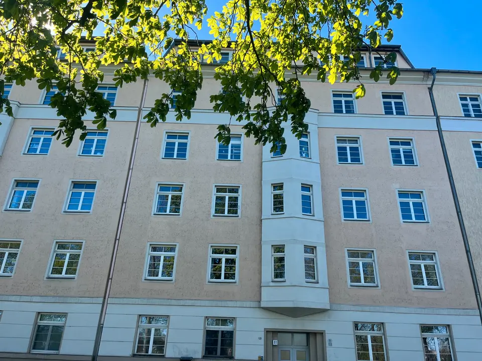 2 Zimmer Wohnung mit 84 m² in Dresden – Bild 3