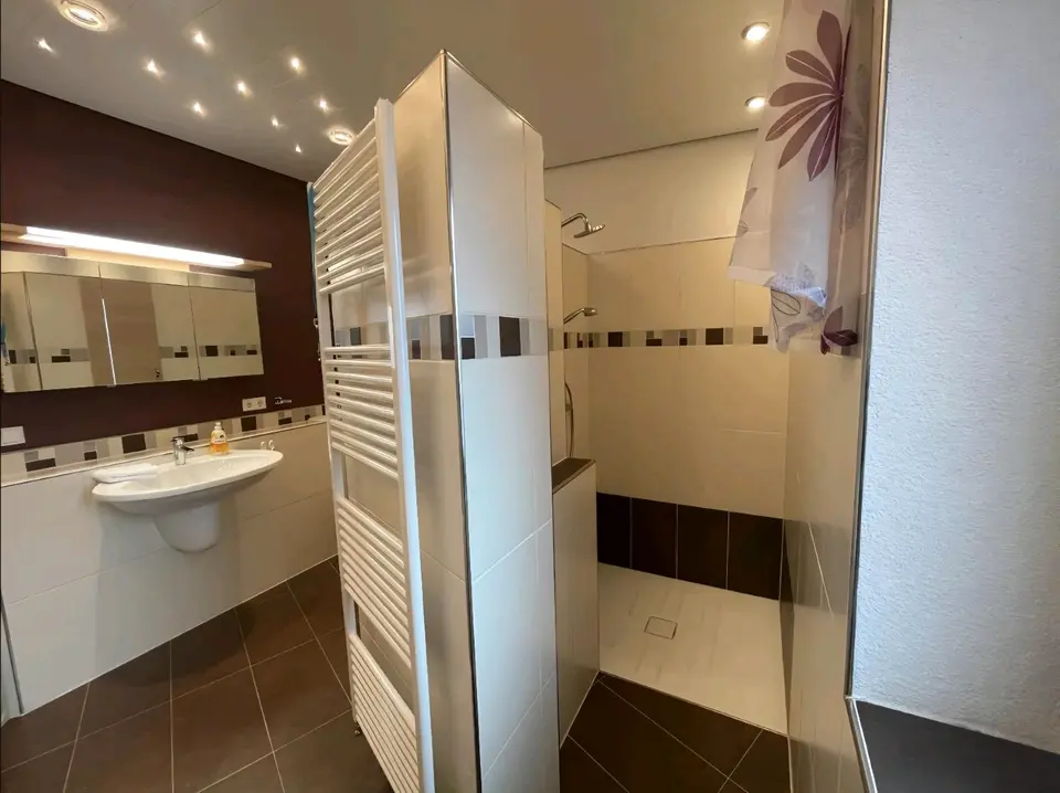 4 Zimmer Wohnung mit 135 m² in Karlsruhe – Bild 10