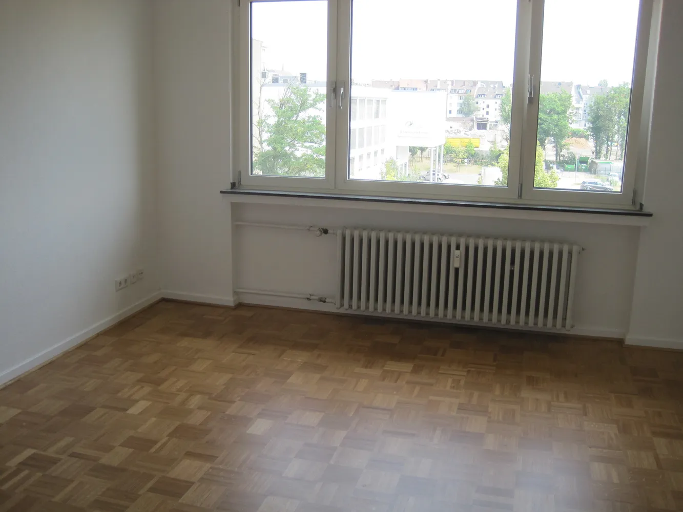 3 Zimmer Wohnung mit 92 m² in Düsseldorf – Bild 1