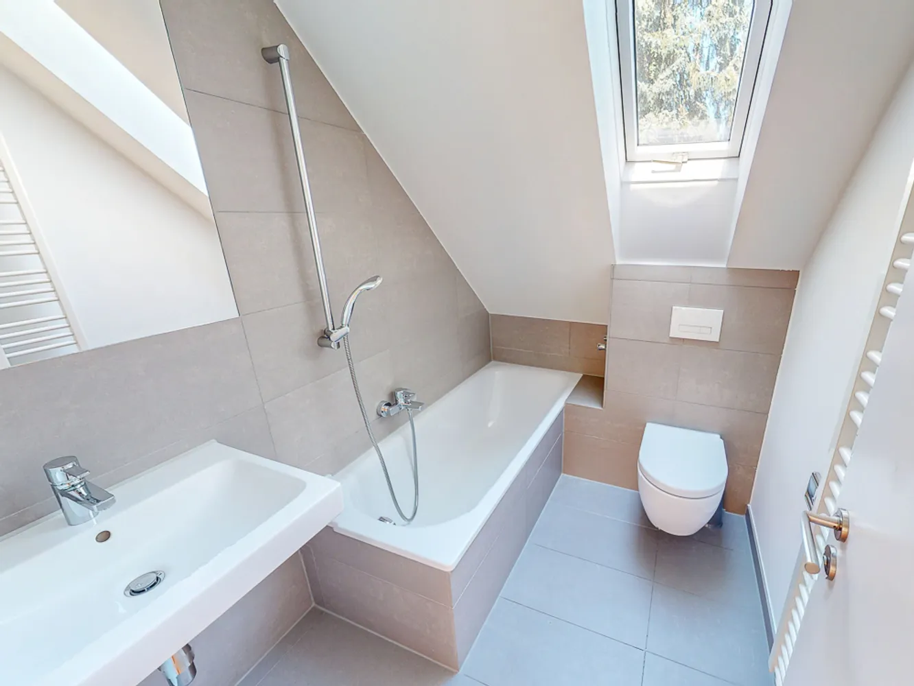 3 Zimmer Wohnung mit 98 m² in München – Bild 12