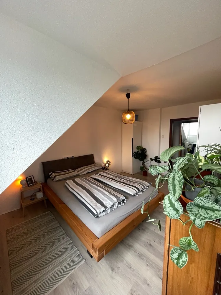 3 Zimmer Wohnung mit 96 m² in Düsseldorf – Bild 3
