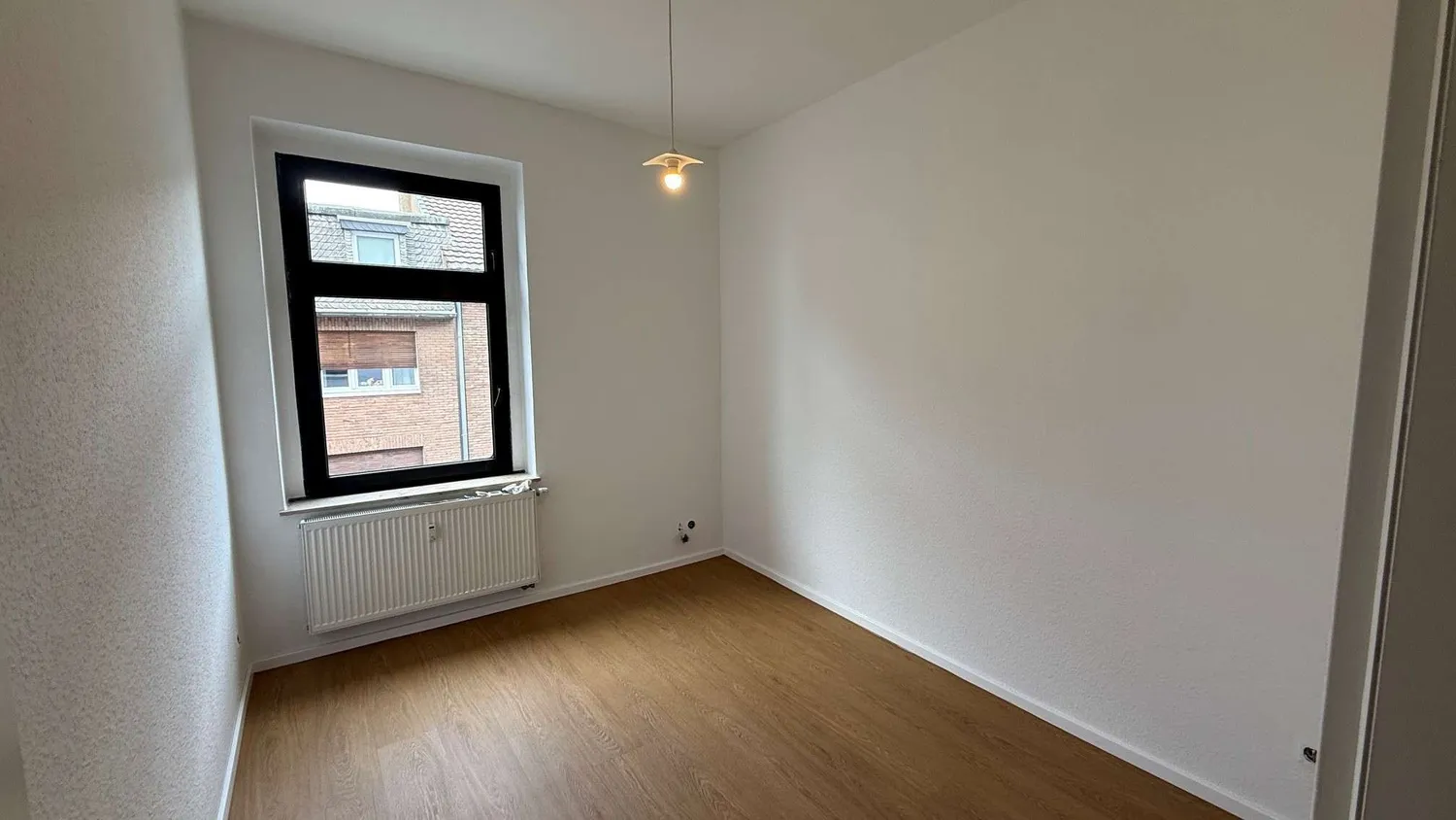4 Zimmer Wohnung mit 104 m² in Neuss – Bild 9