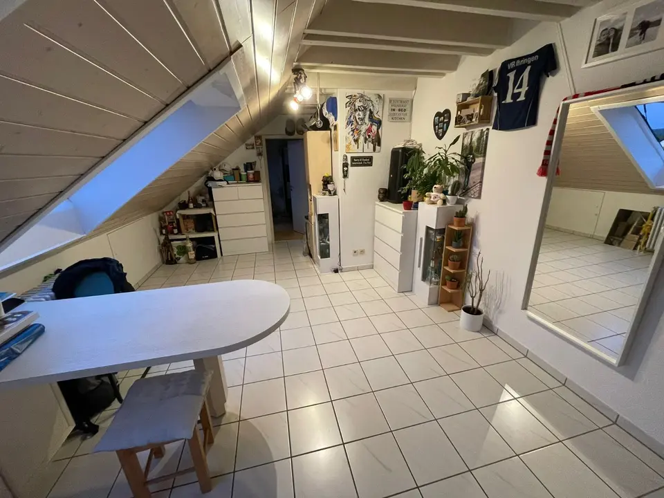 2 Zimmer Wohnung mit 35 m² in Freiburg im Breisgau – Bild 1