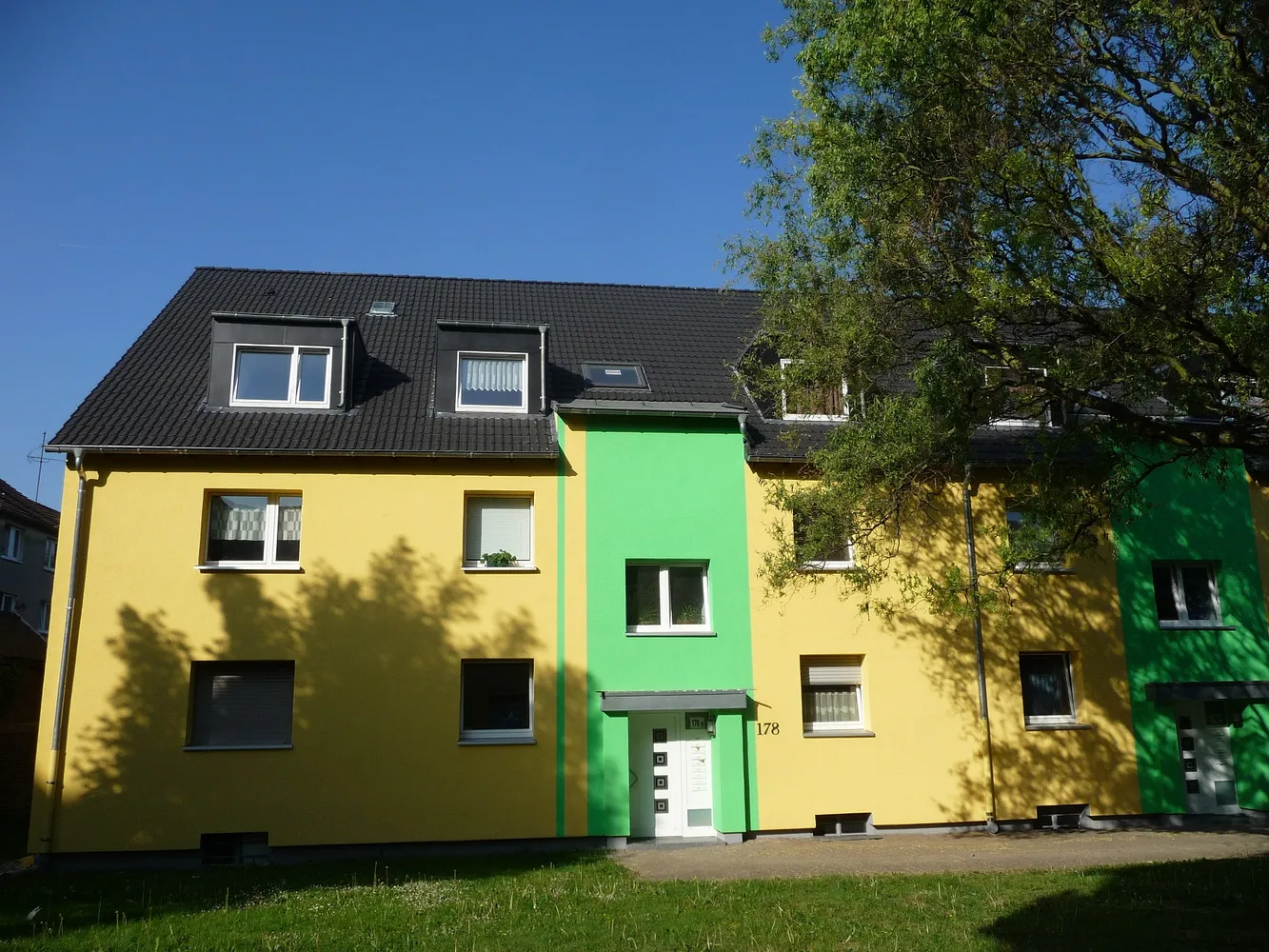 1 room apartment with 33 m² in Bochum – Photo 1
