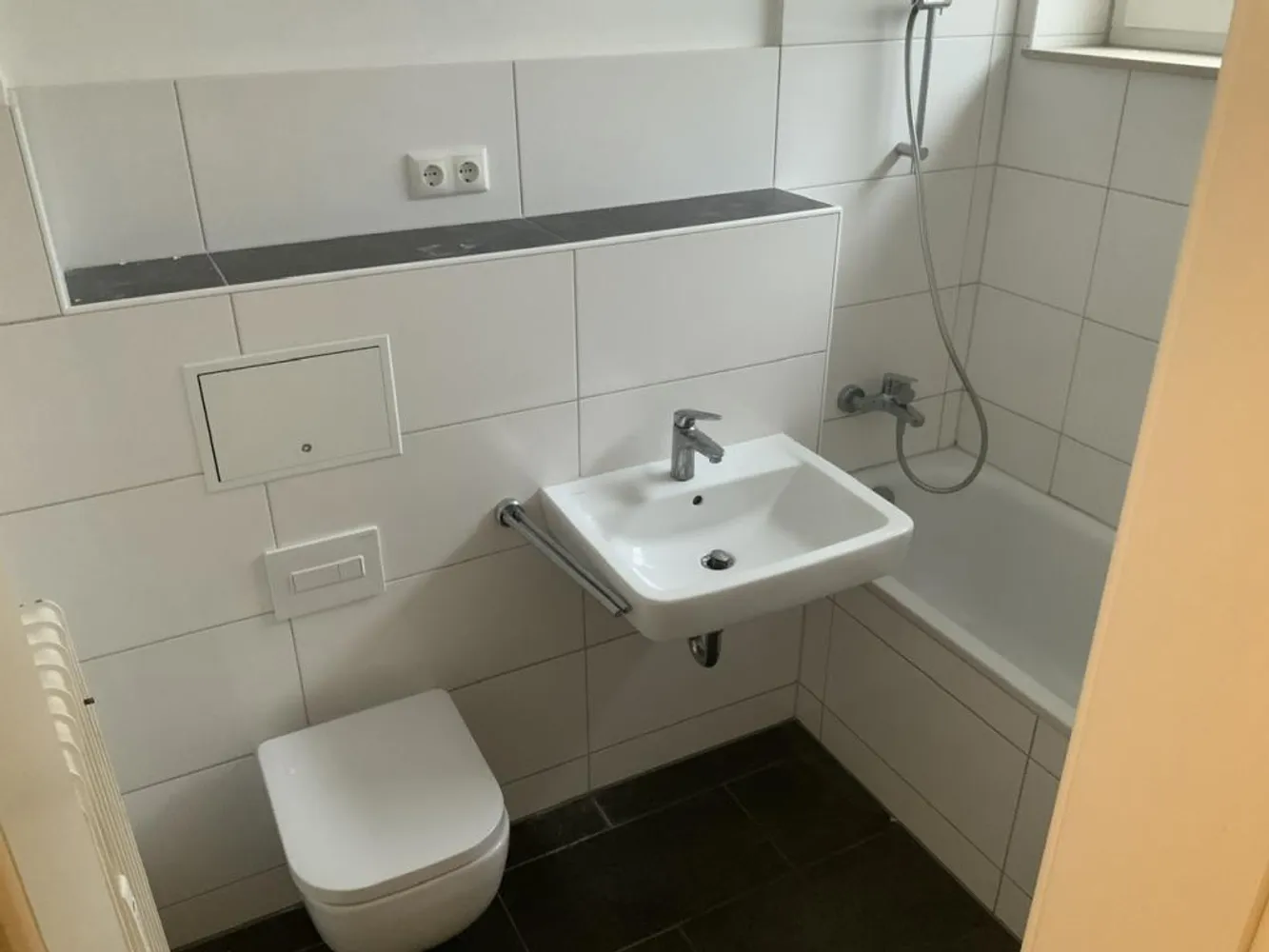 3 Zimmer Wohnung mit 70 m² in Monheim am Rhein – Bild 2