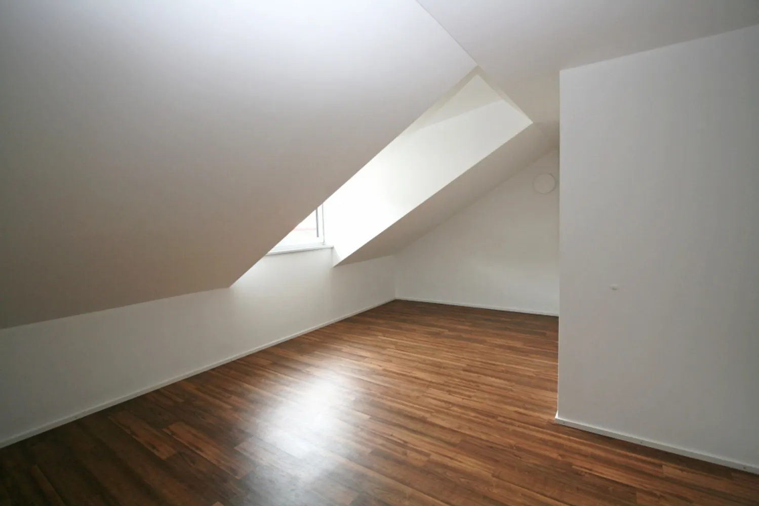 4 Zimmer Wohnung mit 95 m² in Regensburg – Bild 10