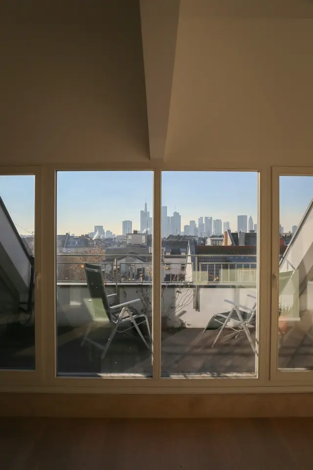 4 Zimmer Wohnung mit 125 m² in Frankfurt am Main – Bild 8