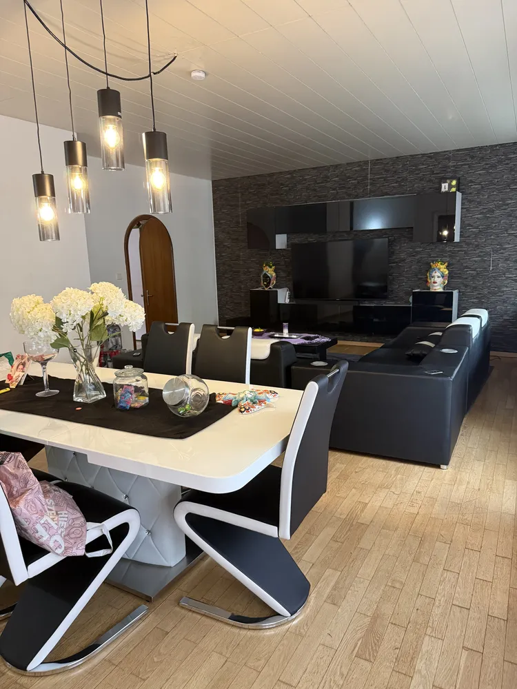 4 Zimmer Wohnung mit 140 m² in Pforzheim – Bild 1