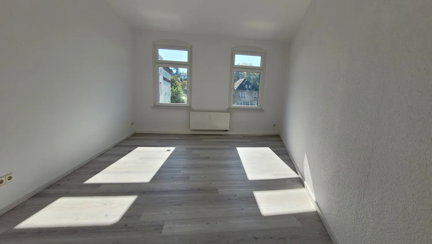 4 Zimmer Wohnung mit 80 m² in Greiz – Bild 2