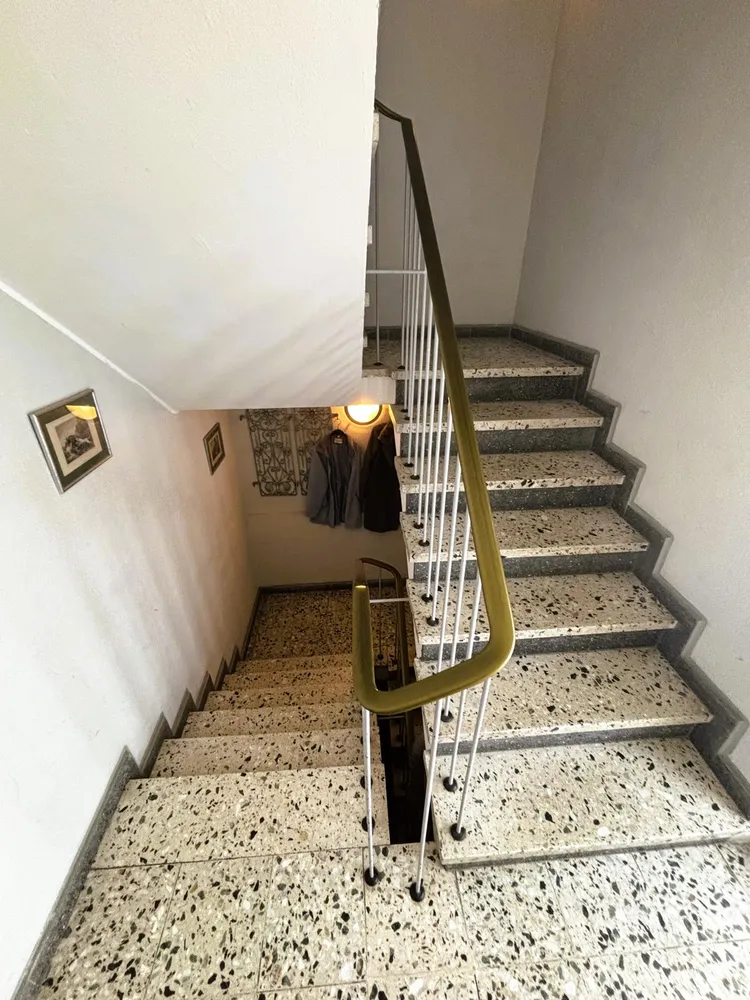 2 Zimmer Wohnung mit 77 m² in Düsseldorf – Bild 4