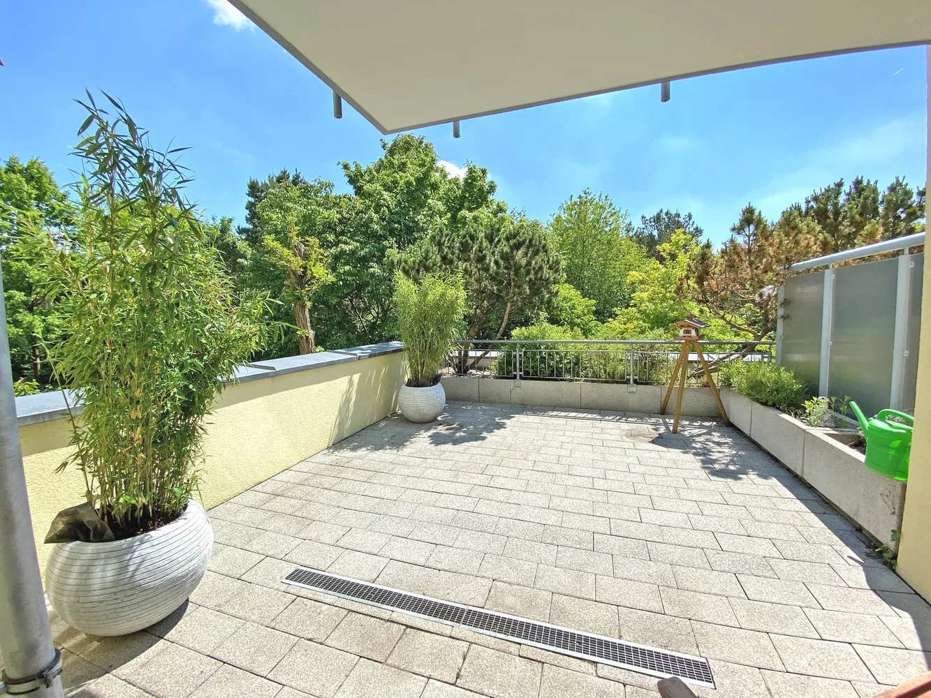 2 room apartment with 70 m² in Munich – Photo 1