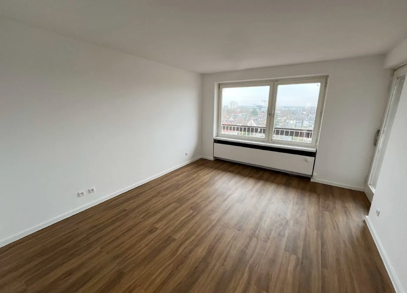 6 Zimmer Wohnung mit 150 m² in Köln – Bild 12