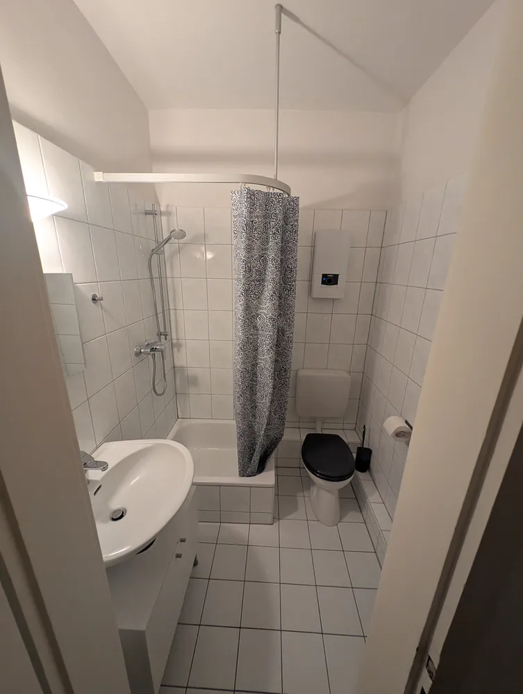 2 Zimmer Wohnung mit 44 m² in Düsseldorf – Bild 6