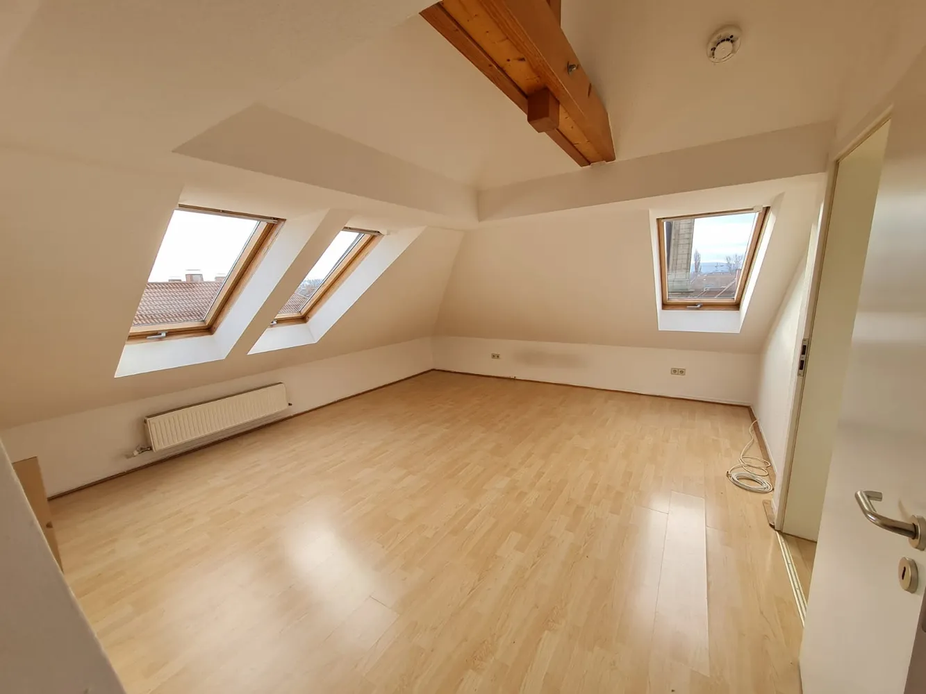 3 Zimmer Wohnung mit 80 m² in Karlsruhe – Bild 4