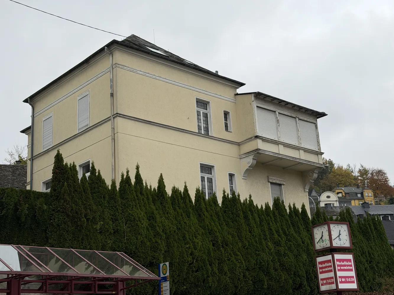 14 Zimmer Haus mit 264 m² in Idar-Oberstein – Bild 1