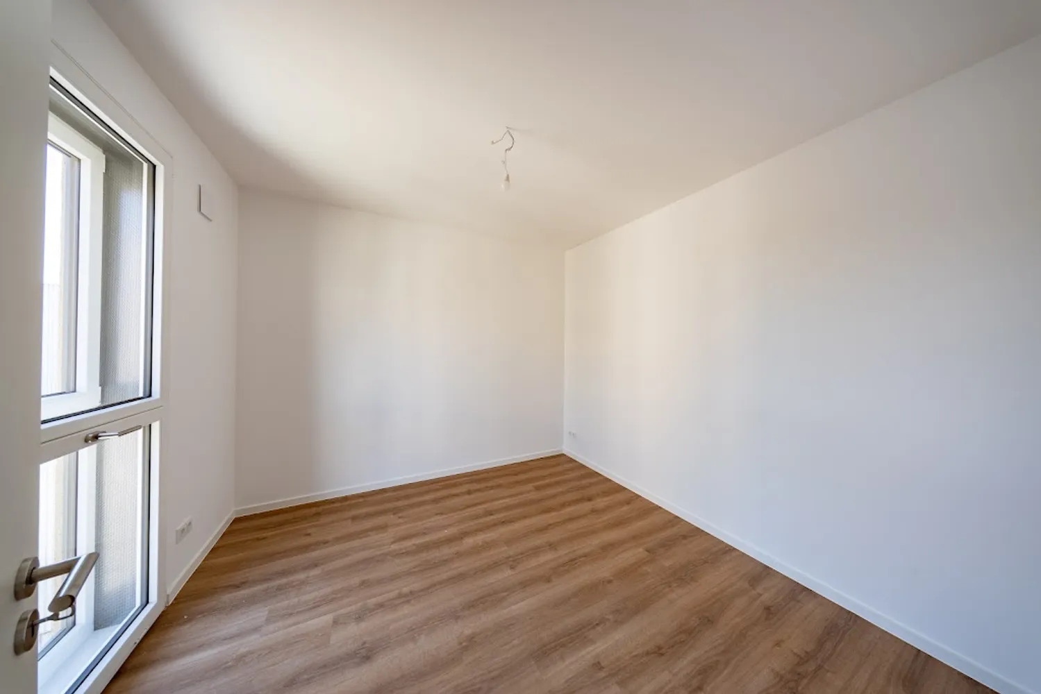 2 Zimmer Wohnung mit 60 m² in Berlin – Bild 2