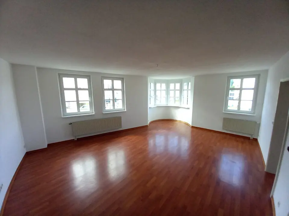 3 Zimmer Wohnung mit 82 m² in Crimmitschau – Bild 1