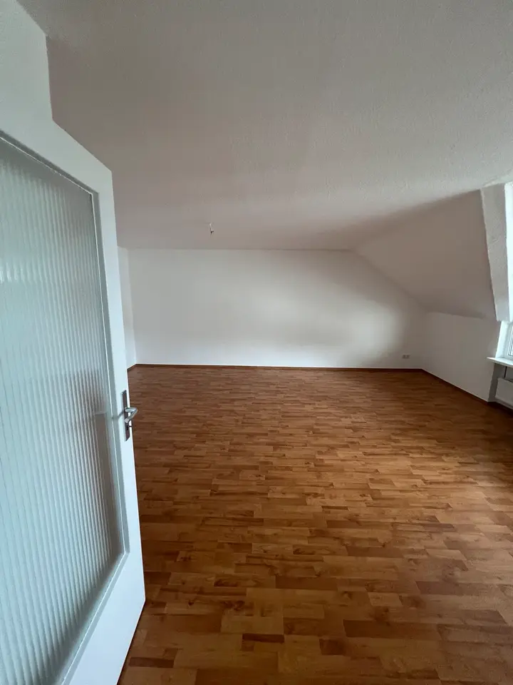 2 Zimmer Wohnung mit 55 m² in Neuss – Bild 1