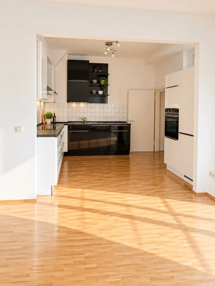 4 Zimmer Wohnung mit 133 m² in Düsseldorf – Bild 1