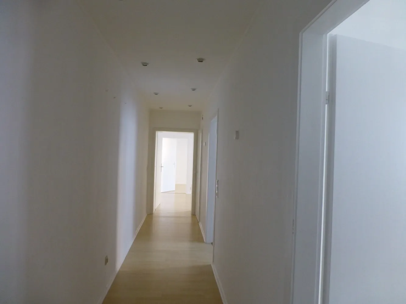 3 Zimmer Wohnung mit 70 m² in Krefeld – Bild 4
