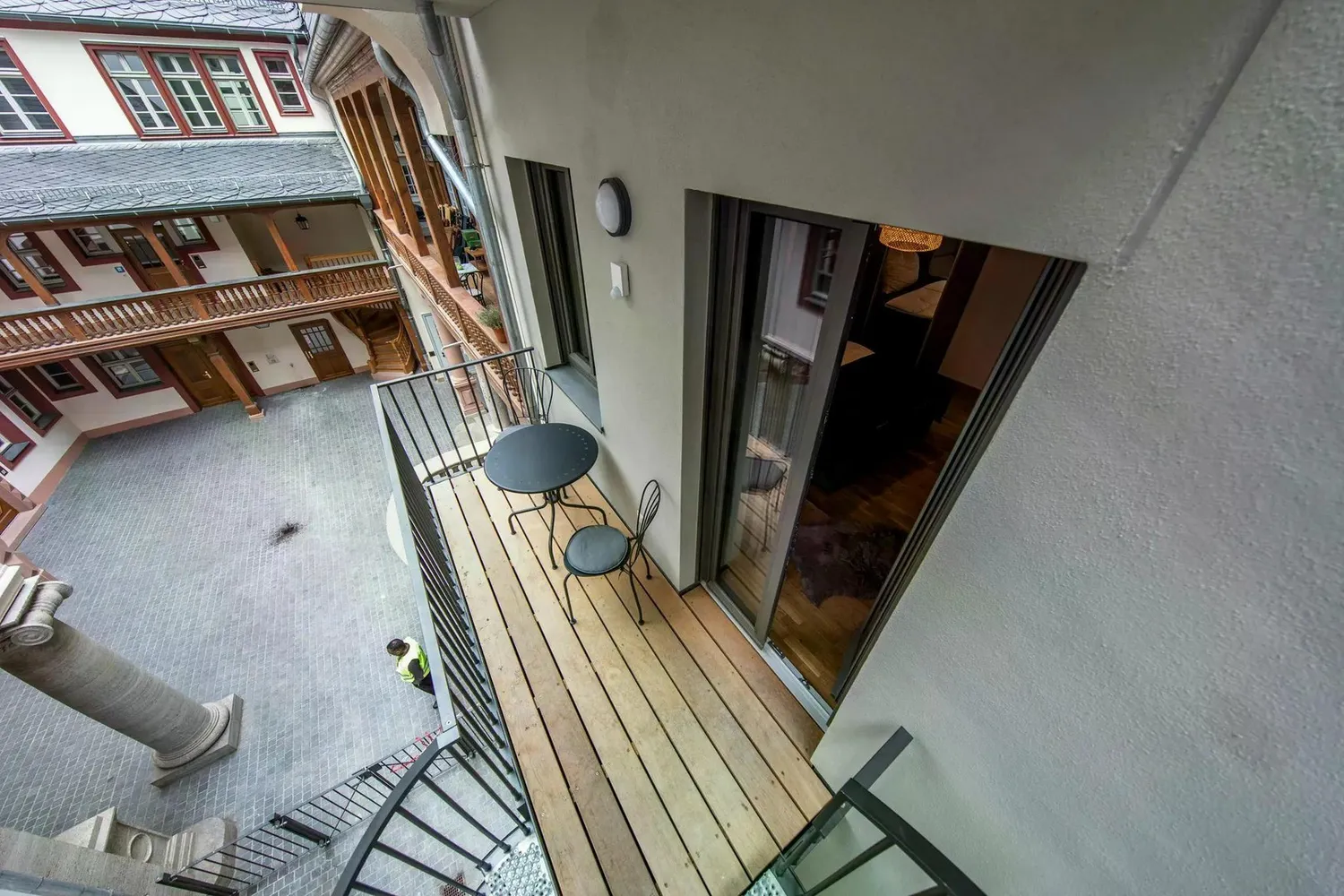 4 Zimmer Wohnung mit 112 m² in Frankfurt am Main – Bild 6