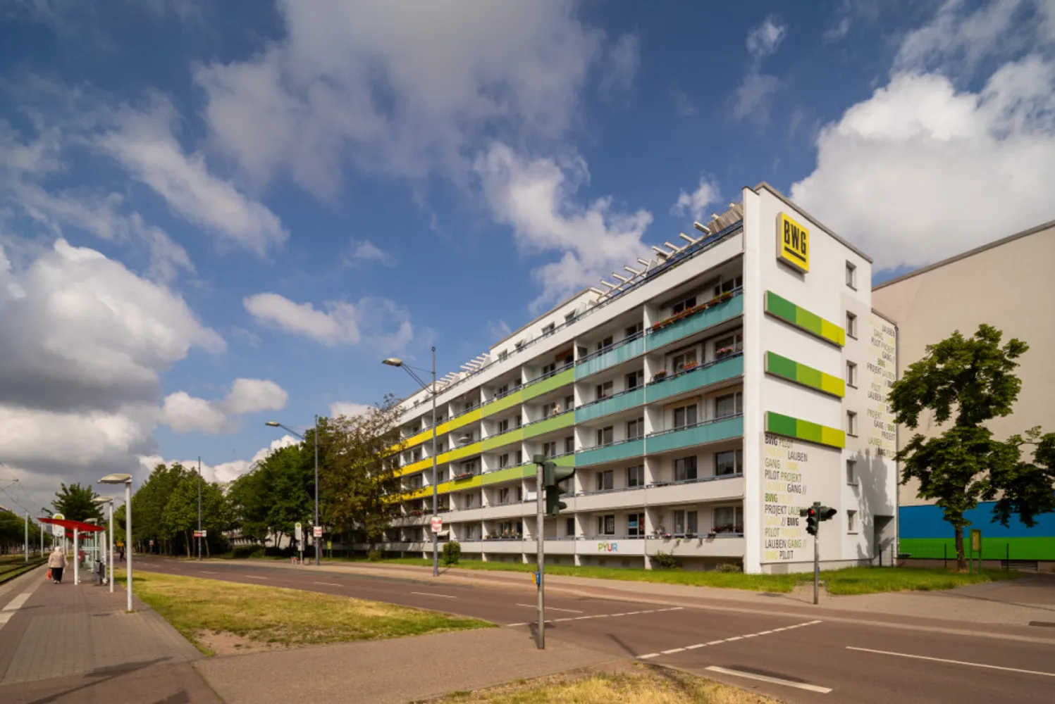 4 Zimmer Wohnung mit 98 m² in Halle (Saale) – Bild 1