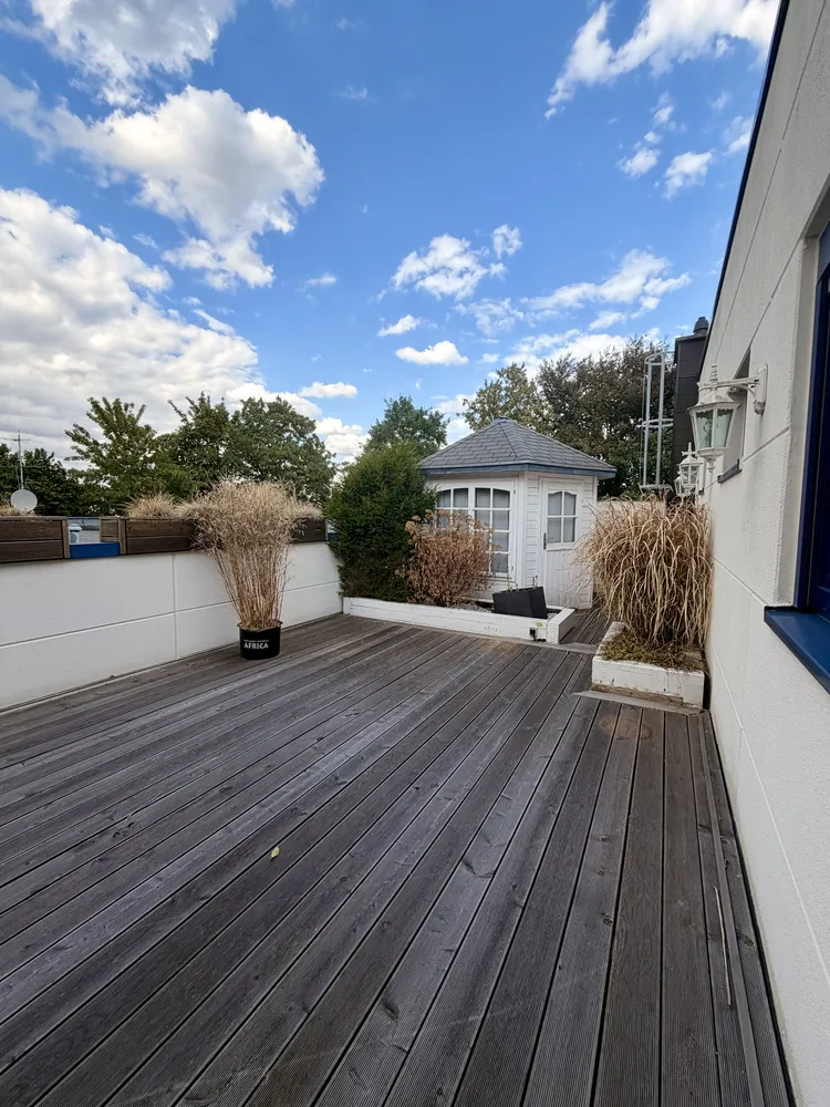 4 Zimmer Wohnung mit 140 m² in Krefeld – Bild 1