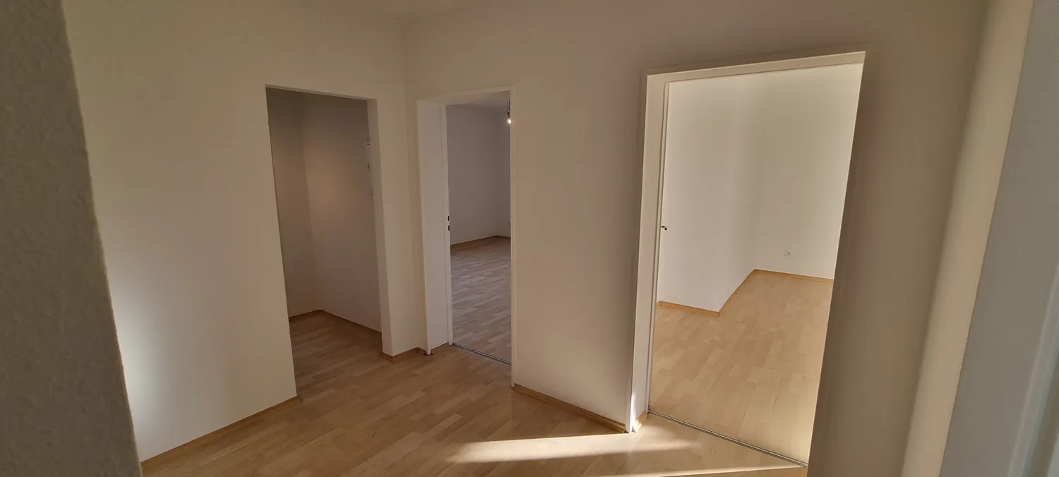 3 Zimmer Wohnung mit 77 m² in Frankfurt am Main – Bild 3