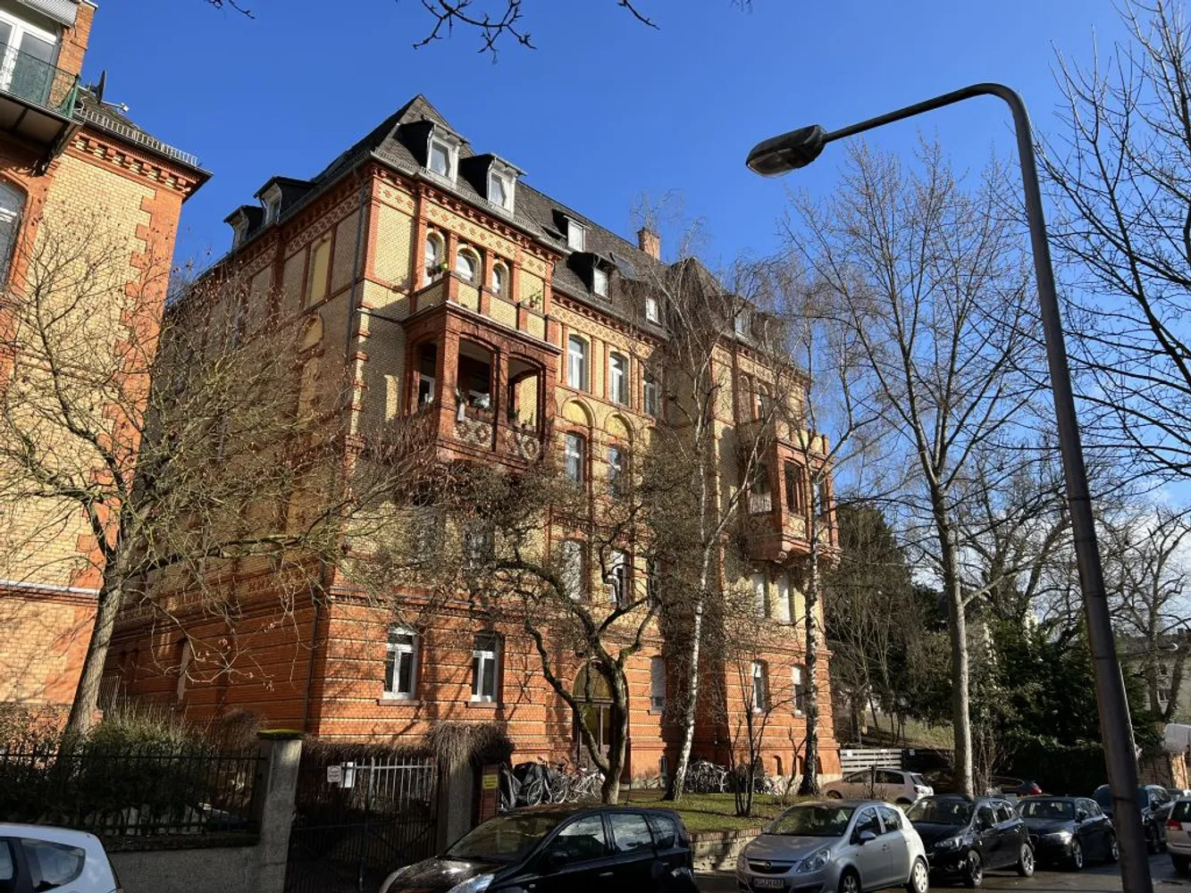 2 Zimmer Wohnung mit 47 m² in Wiesbaden – Bild 1