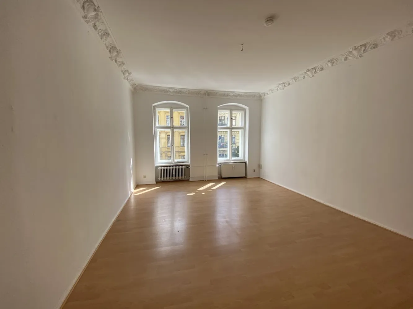 2 Zimmer Wohnung mit 88 m² in Berlin – Bild 1