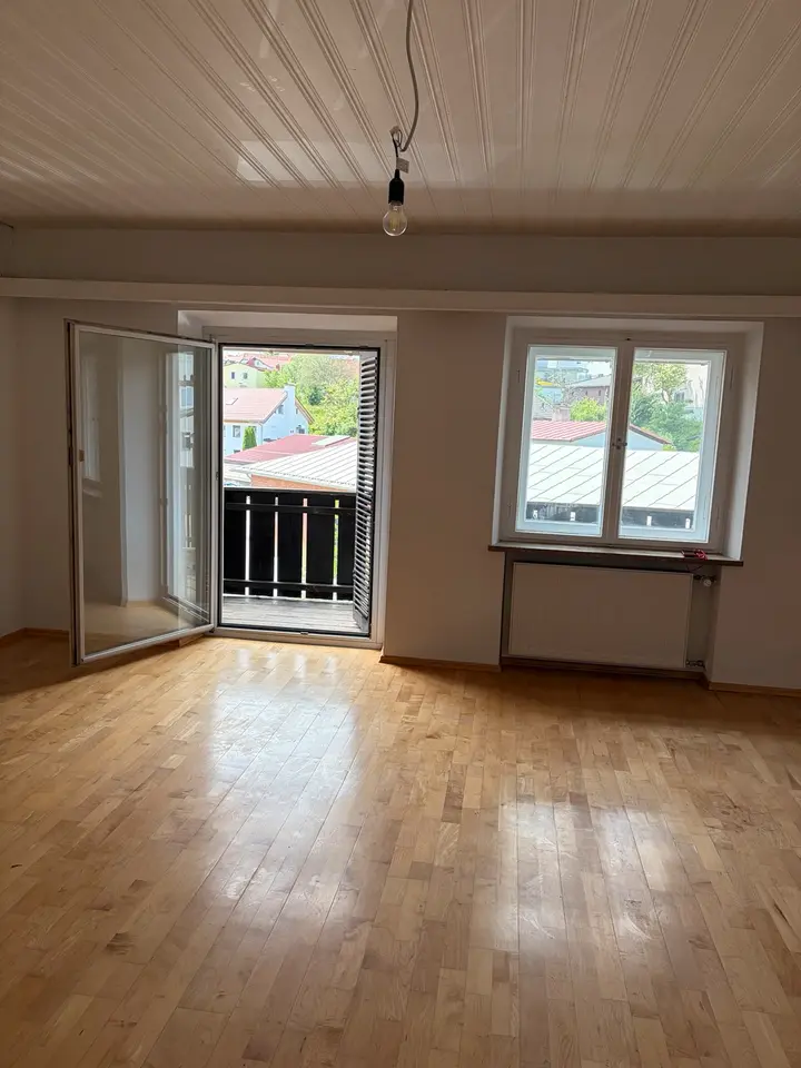 2 Zimmer Wohnung mit 85 m² in Traunstein – Bild 1