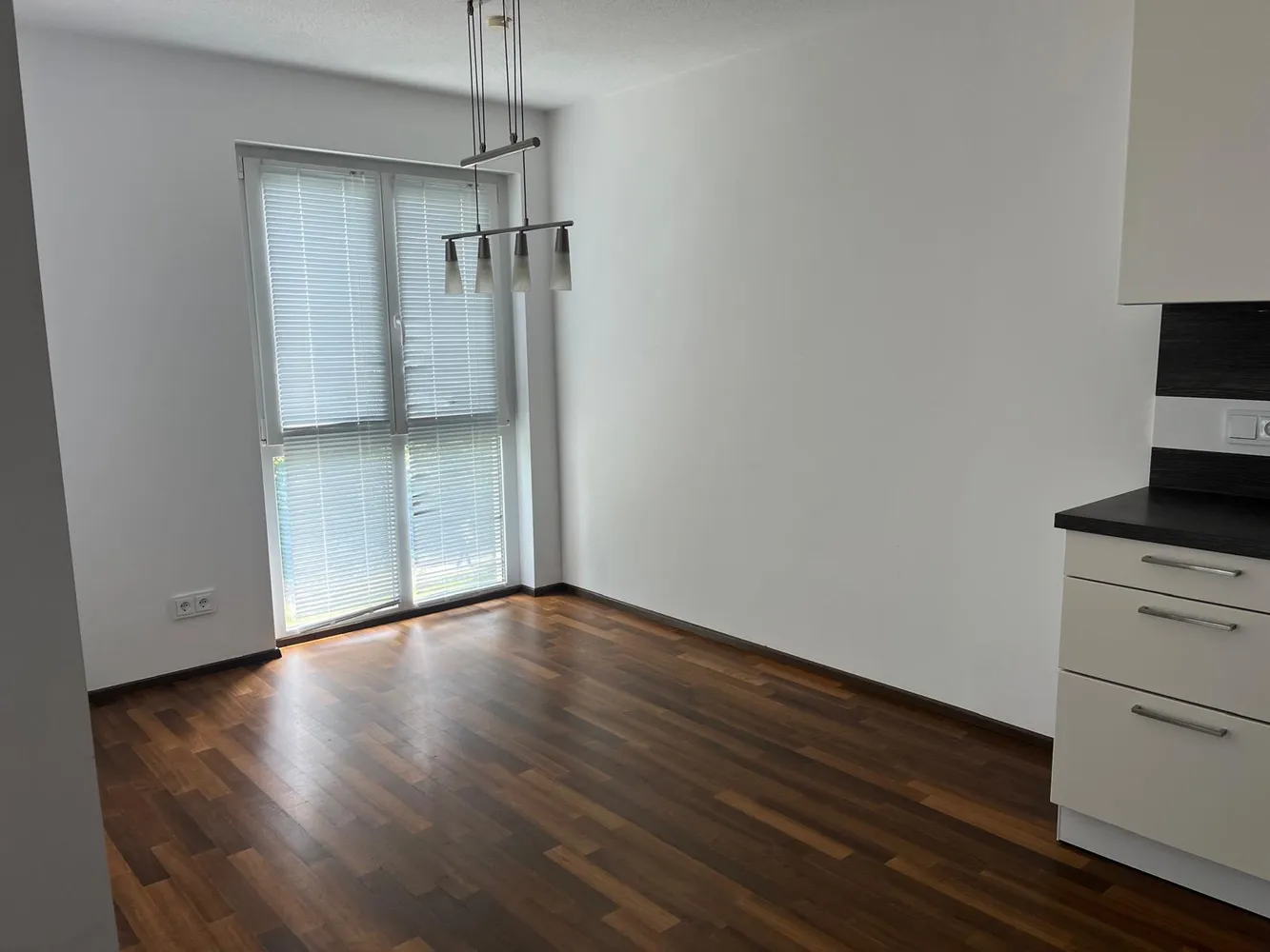 4 Zimmer Wohnung mit 95 m² in München – Bild 2