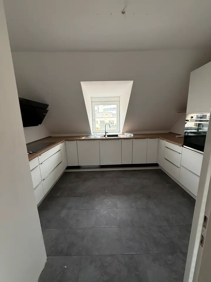 WG-Zimmer mit 85 m² in Karlsruhe – Bild 2