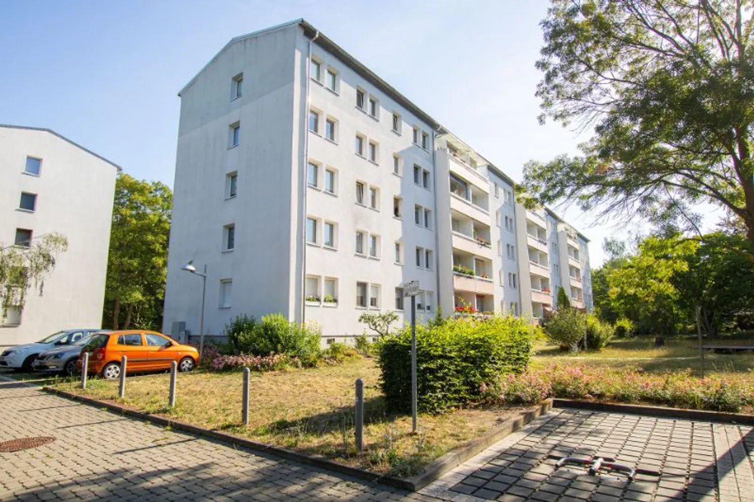 2 Zimmer Wohnung mit 47 m² in Halle (Saale) – Bild 1